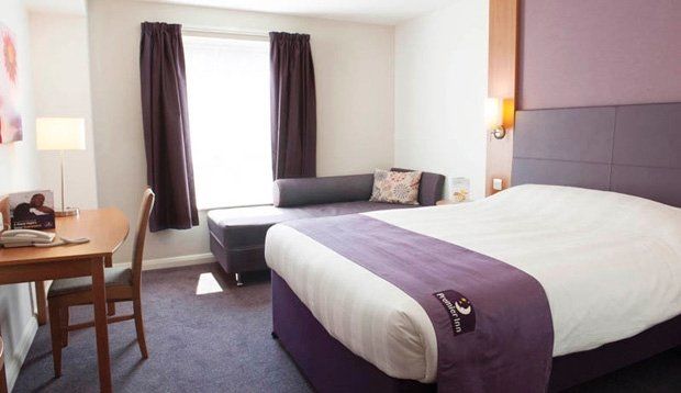 Premier Inn Milton Keynes Central Eksteriør bilde